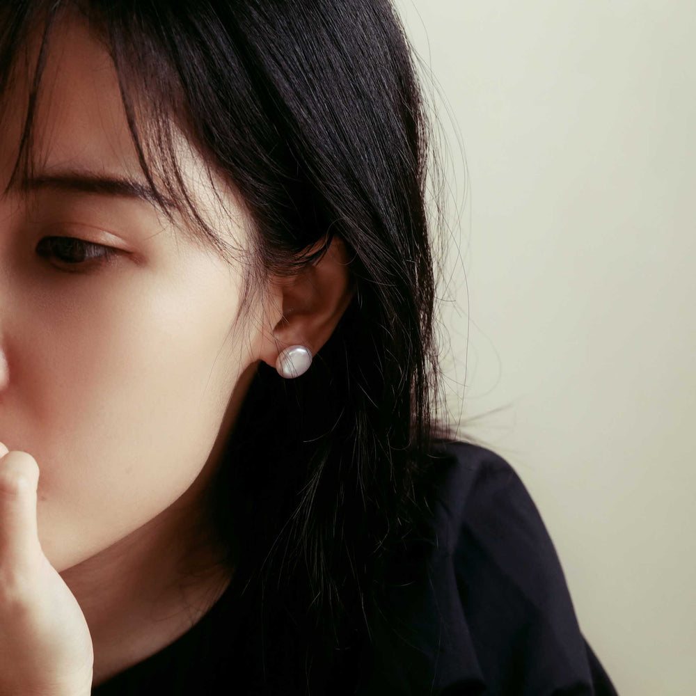 Buckle Baroque Pearl Stud Earrings